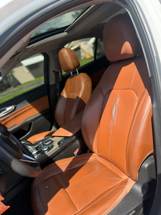 2019 Alfa Romeo Giulia - Image 7 of 9