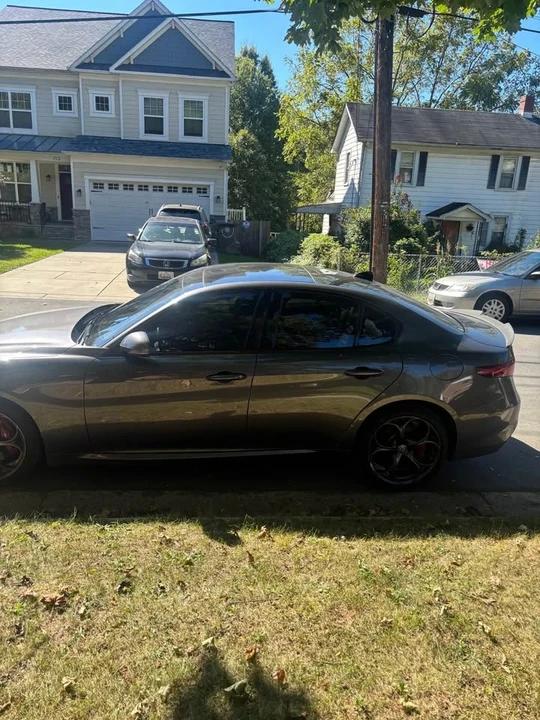 2019 Alfa Romeo Giulia - Image 3 of 9