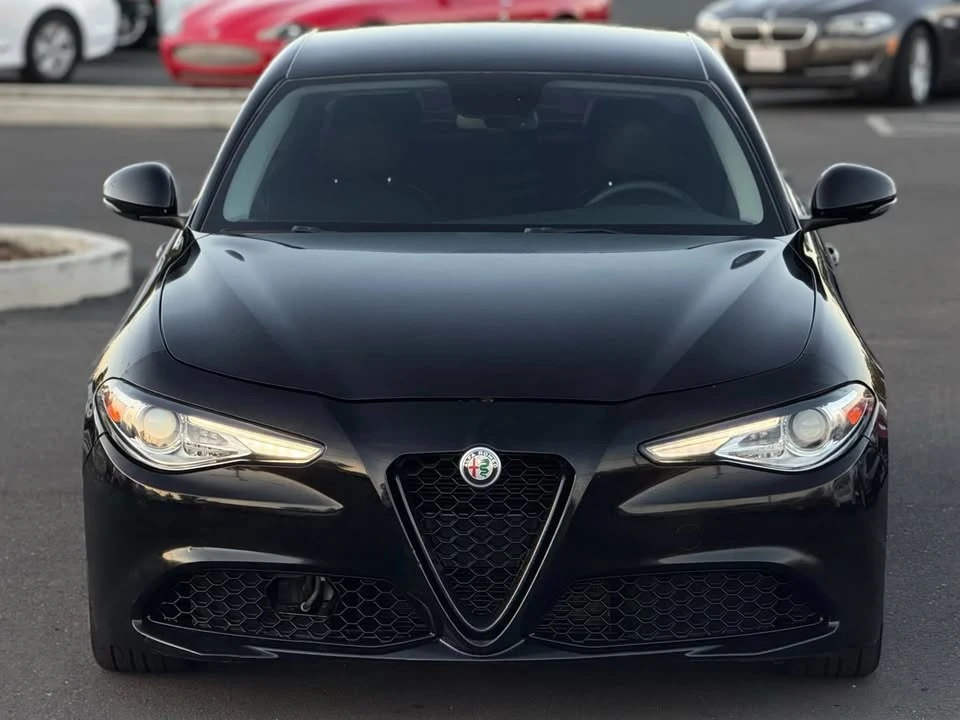 2019 Alfa Romeo Giulia - Image 4 of 20