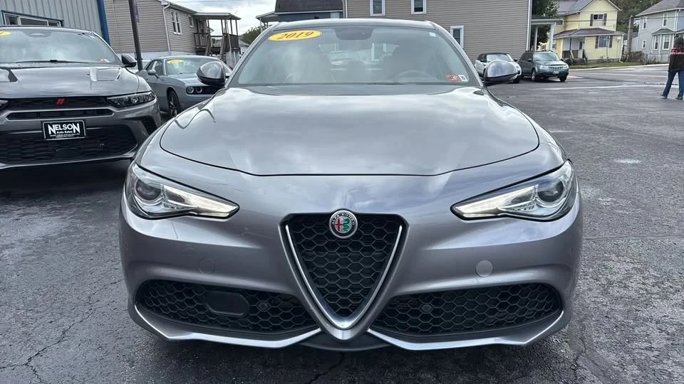 2019 Alfa Romeo Giulia - Image 3 of 19