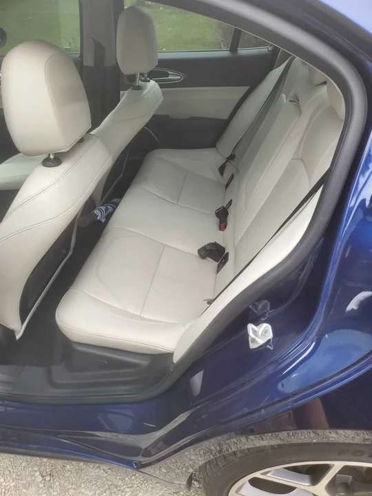 2019 Alfa Romeo Giulia - Image 7 of 8