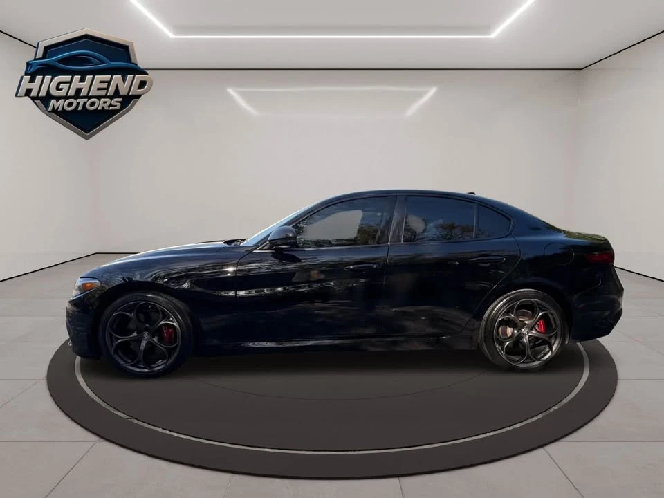 2019 Alfa Romeo Giulia - Image 4 of 16