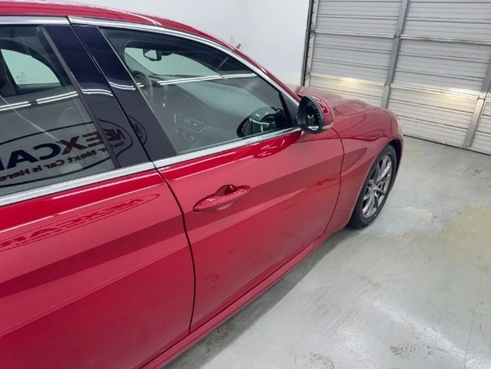 2019 Alfa Romeo Giulia - Image 2 of 18