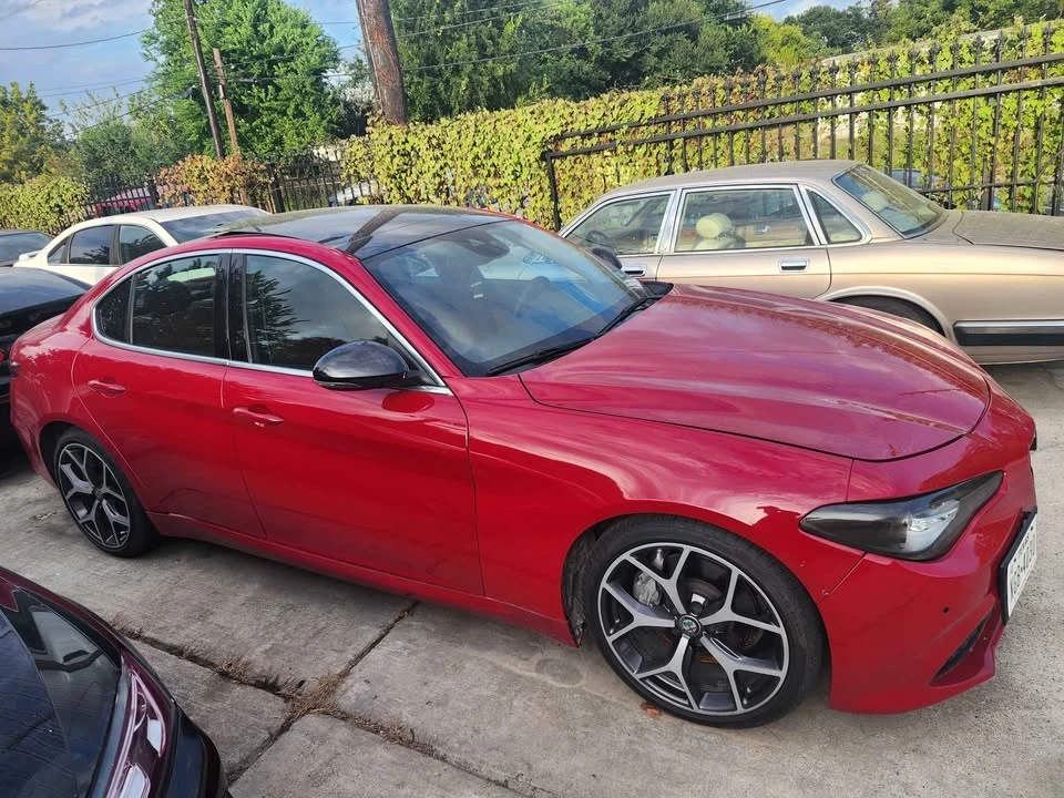 2019 Alfa Romeo Giulia - Image 7 of 7