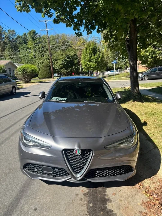 2019 Alfa Romeo Giulia - Image 4 of 9