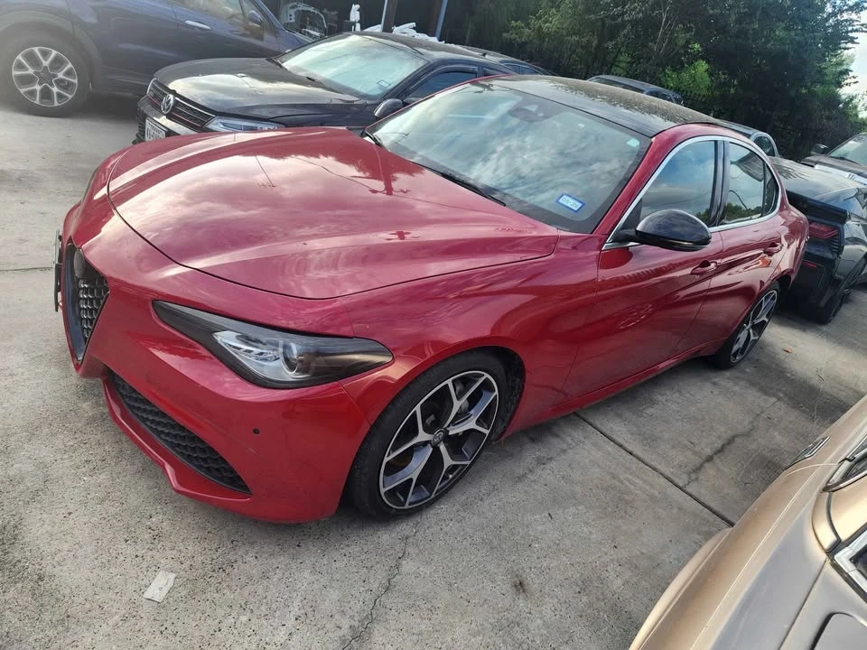 2019 Alfa Romeo Giulia - Image 3 of 7