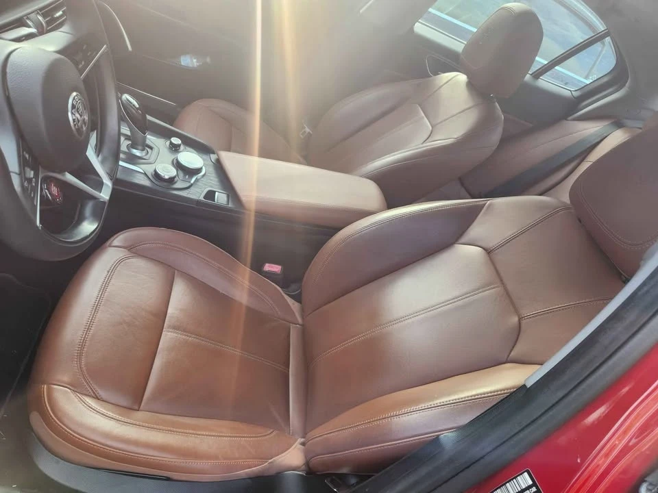 2019 Alfa Romeo Giulia - Image 6 of 7