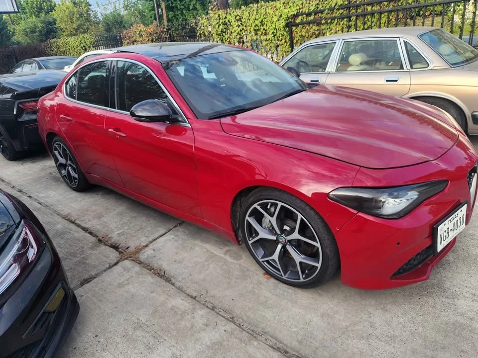 2019 Alfa Romeo Giulia - Image 2 of 7