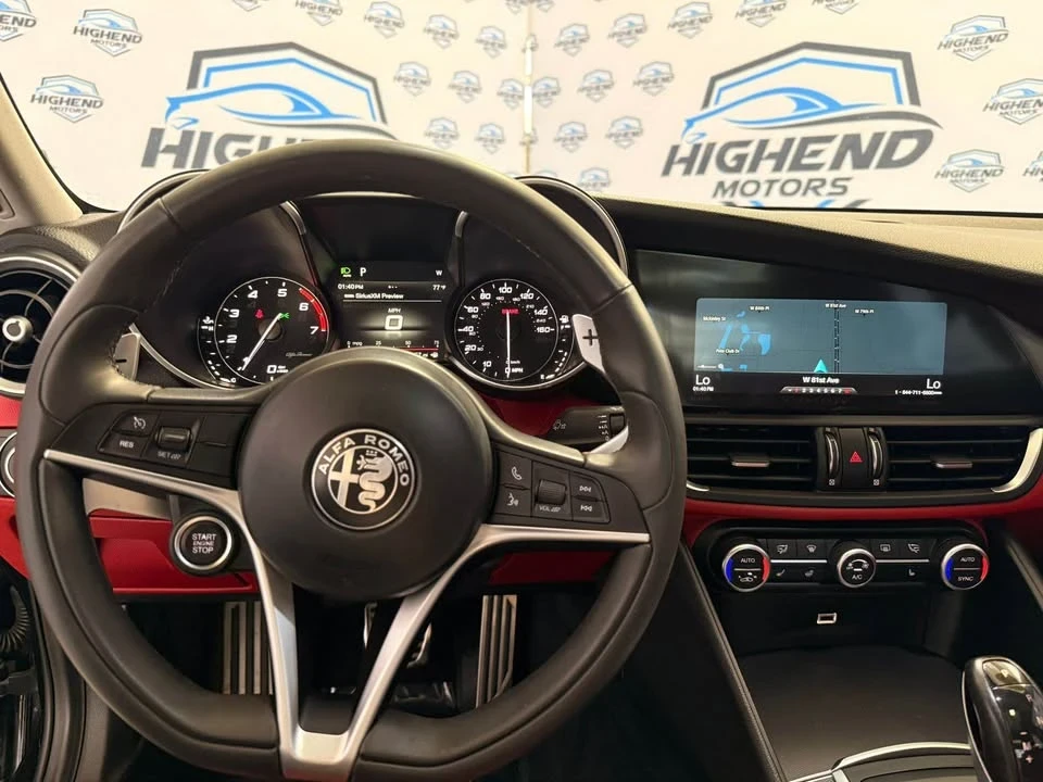 2019 Alfa Romeo Giulia - Image 16 of 16