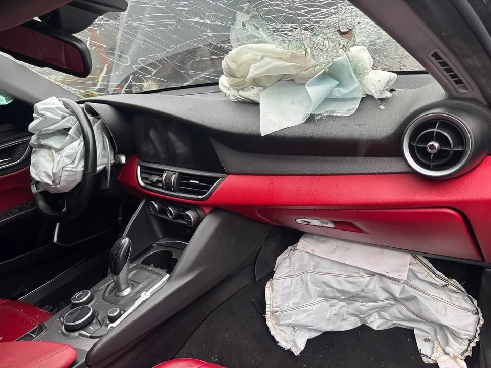 2019 Alfa Romeo Giulia - Image 10 of 10