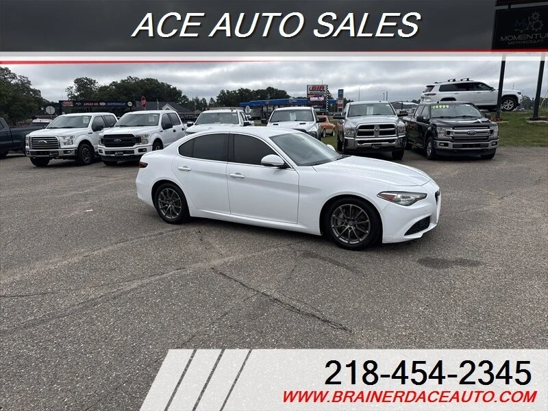 2019 Alfa Romeo Giulia - Image 2 of 11