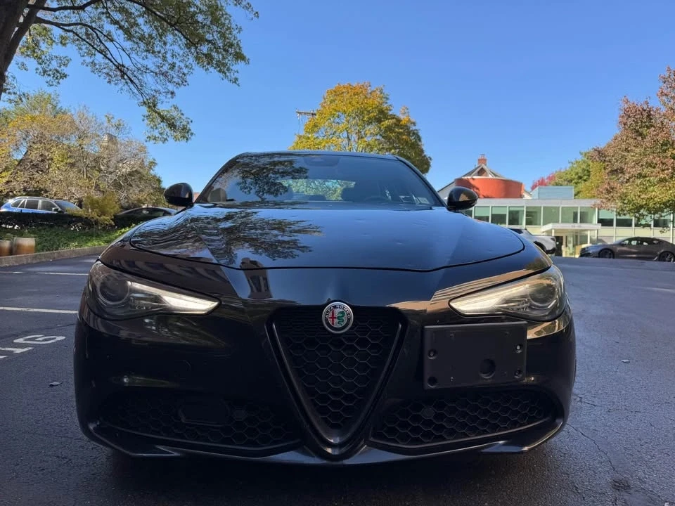 2019 Alfa Romeo Giulia - Image 3 of 9
