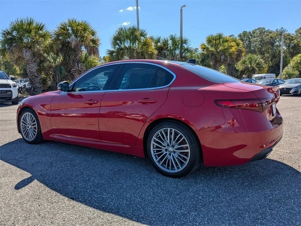 2019 Alfa Romeo Giulia - Image 2 of 19
