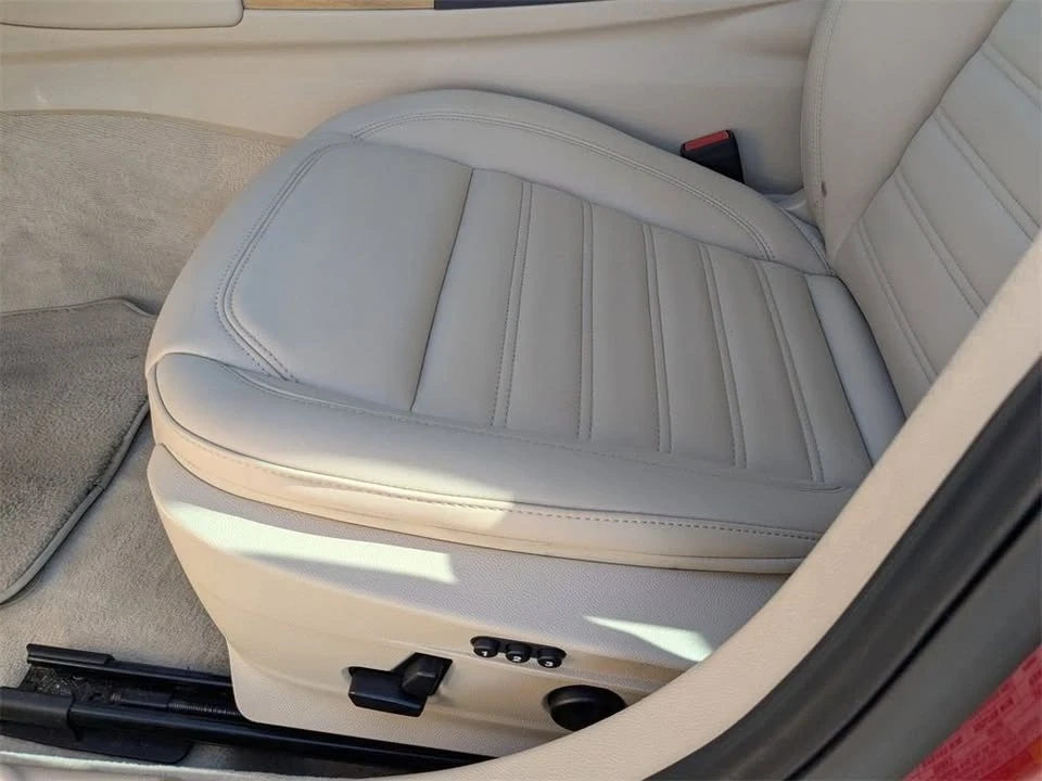 2019 Alfa Romeo Giulia - Image 17 of 19