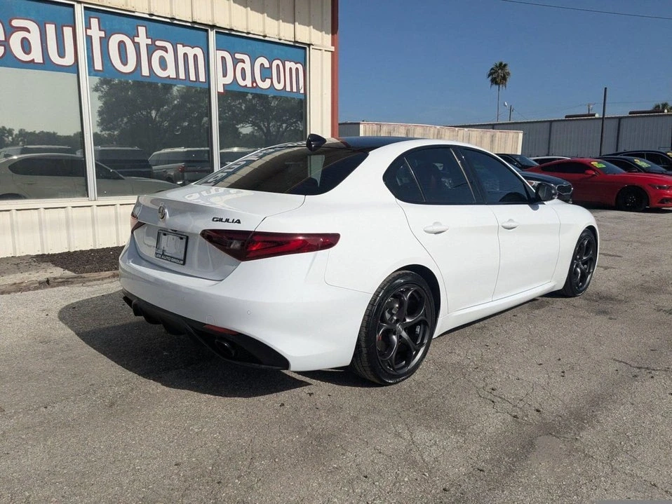 2019 Alfa Romeo Giulia - Image 2 of 19