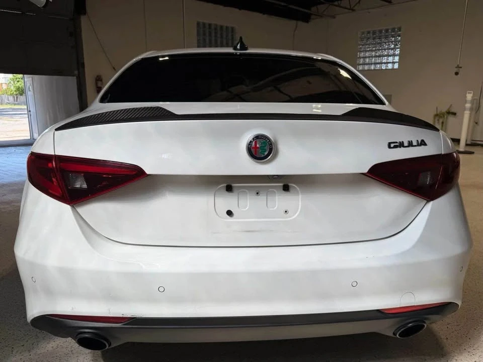 2019 Alfa Romeo Giulia - Image 5 of 11