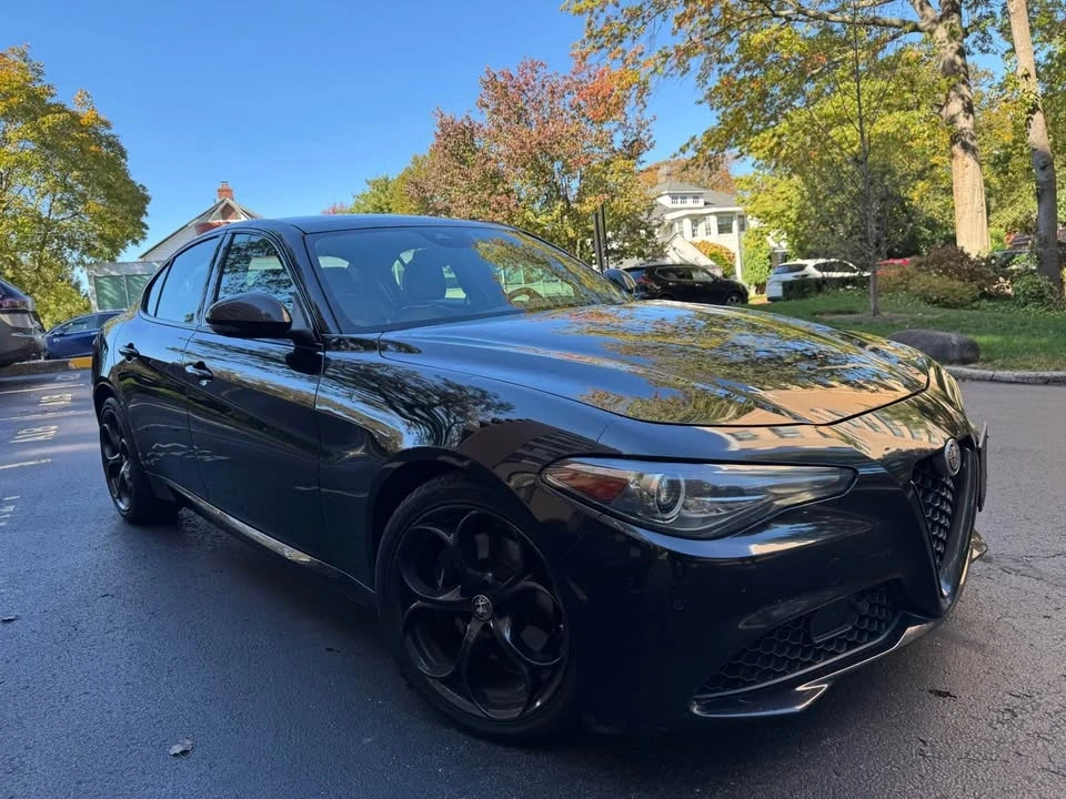 2019 Alfa Romeo Giulia - Image 2 of 9