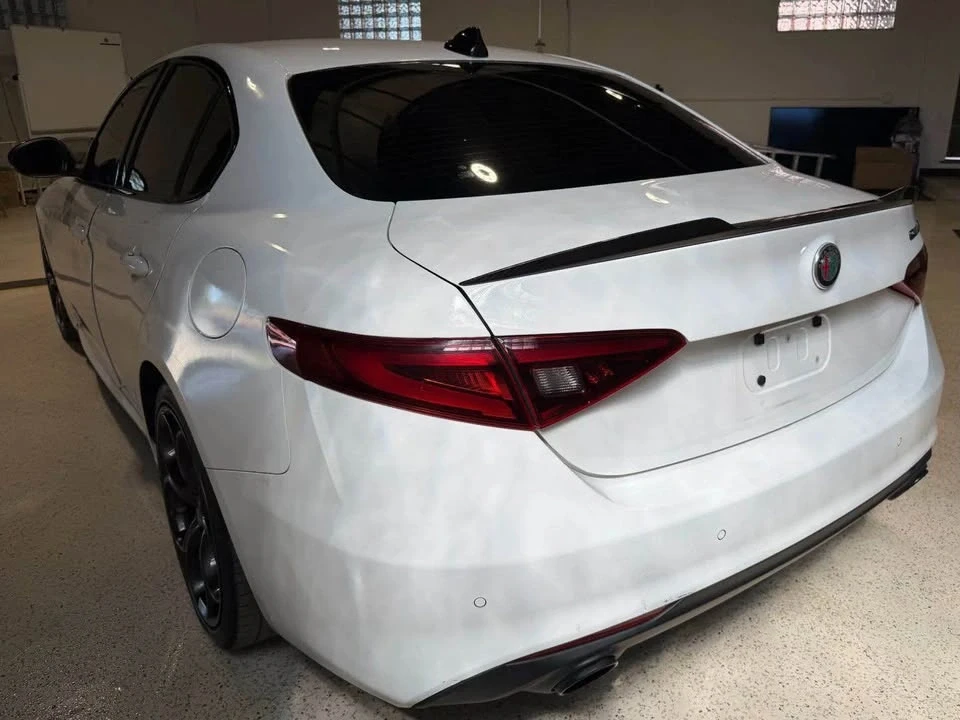 2019 Alfa Romeo Giulia - Image 6 of 11