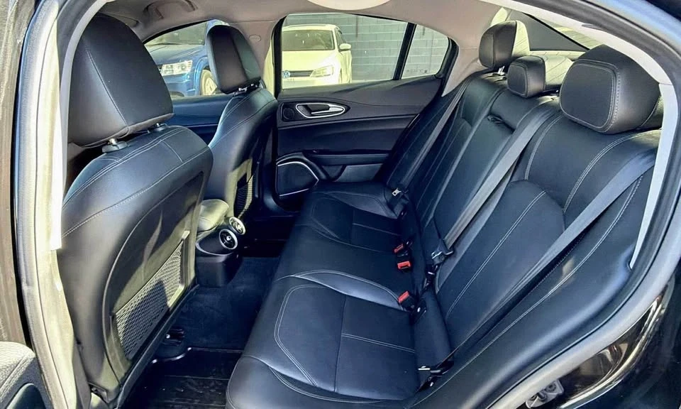 2019 Alfa Romeo Giulia - Image 11 of 11