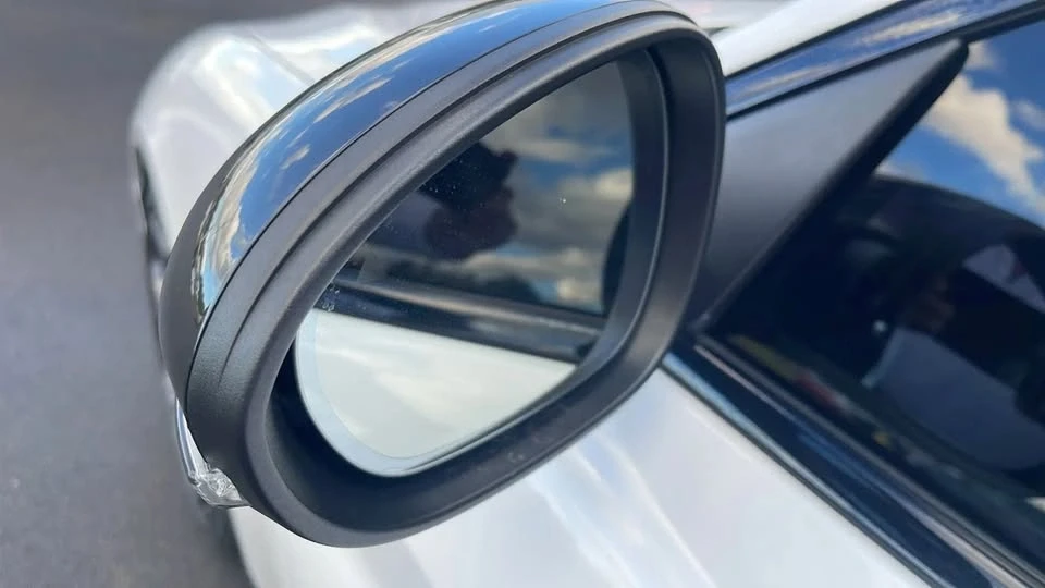 2019 Alfa Romeo Giulia - Image 13 of 19