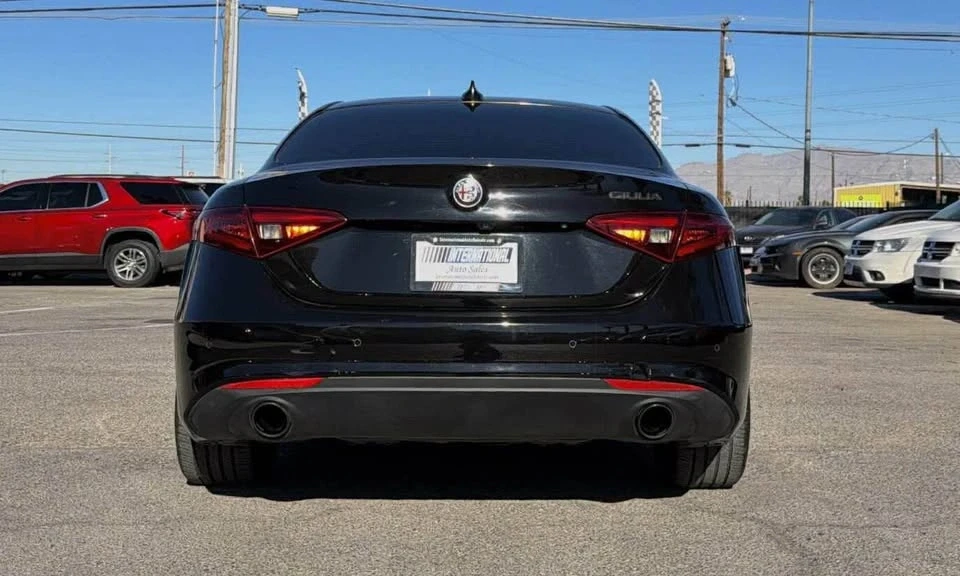 2019 Alfa Romeo Giulia - Image 6 of 11