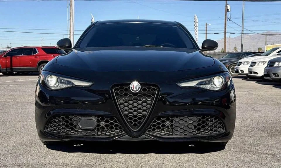 2019 Alfa Romeo Giulia - Image 2 of 11