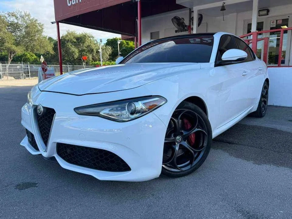 2019 Alfa Romeo Giulia - Image 2 of 10