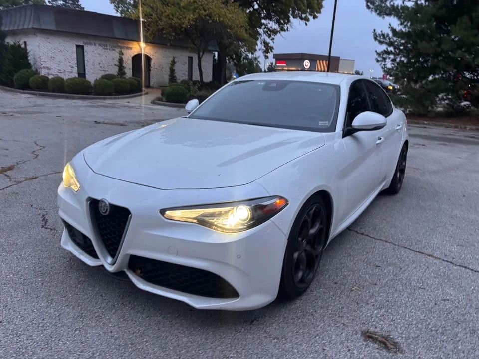 2019 Alfa Romeo Giulia - Image 2 of 14