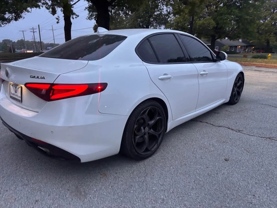2019 Alfa Romeo Giulia - Image 6 of 14