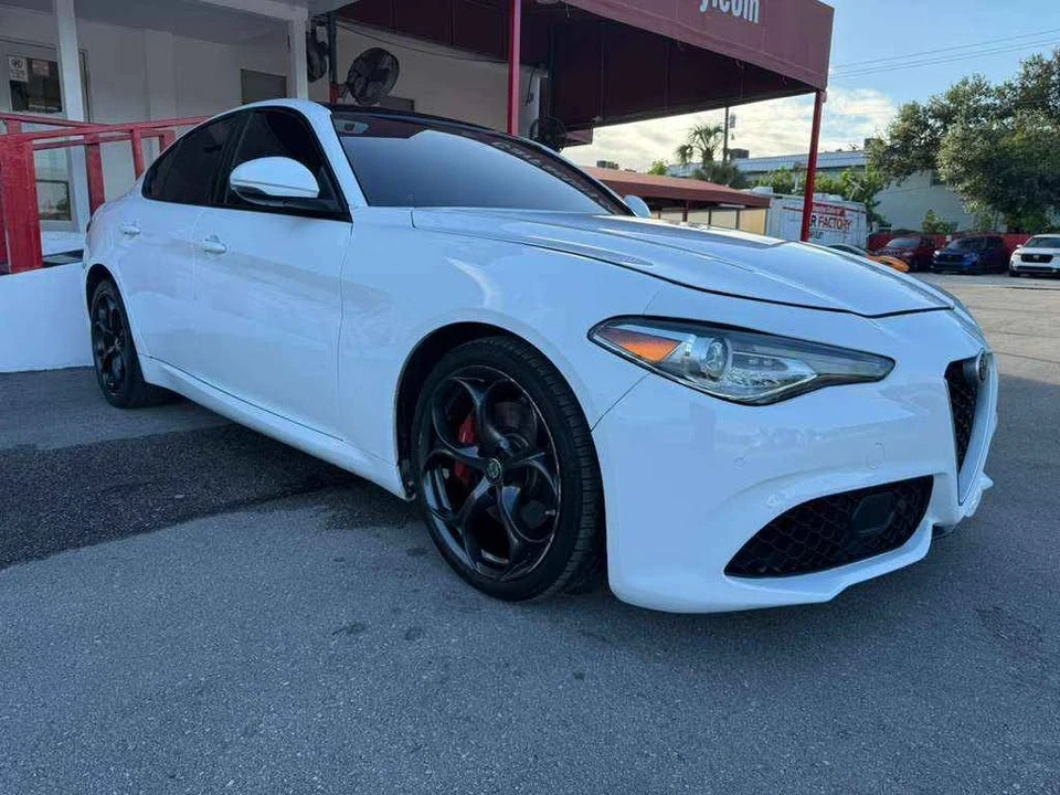 2019 Alfa Romeo Giulia - Image 4 of 10