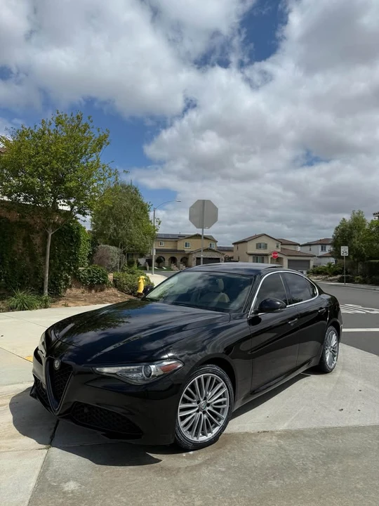 2019 Alfa Romeo Giulia - Image 3 of 20