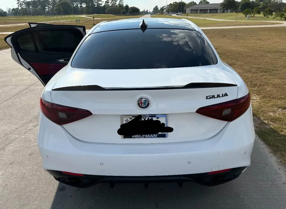 2019 Alfa Romeo Giulia - Image 2 of 4