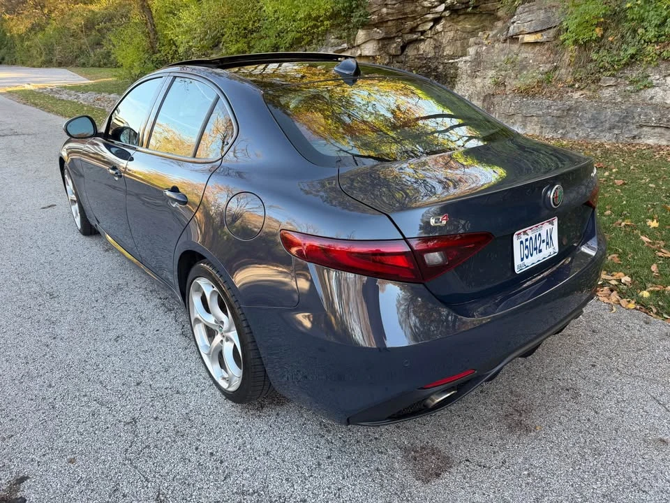 2019 Alfa Romeo Giulia - Image 4 of 19