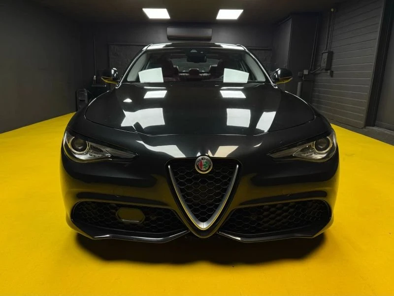 2019 Alfa Romeo Giulia - Image 2 of 19