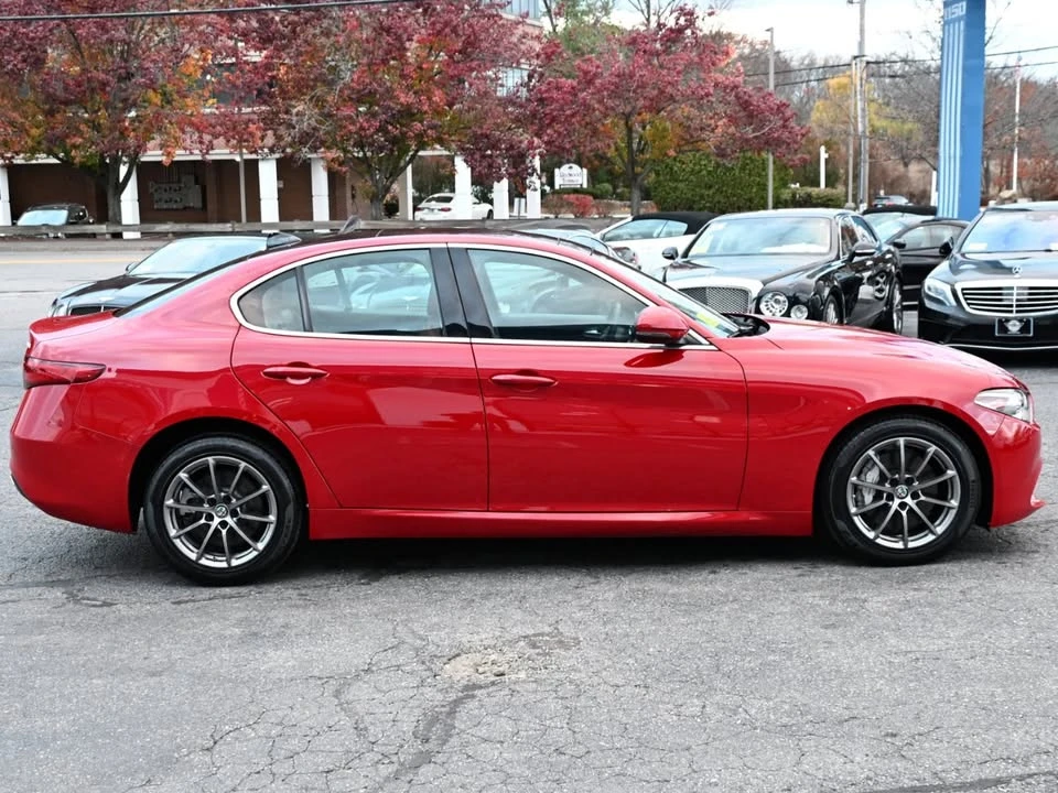 2019 Alfa Romeo Giulia - Image 6 of 19