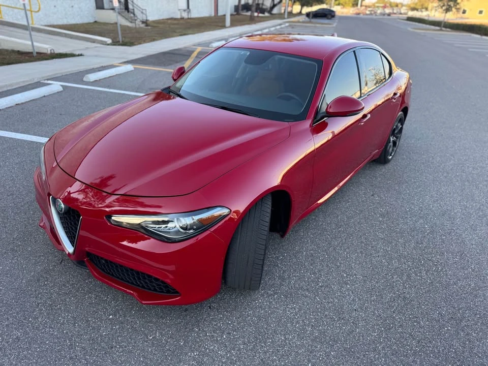 2019 Alfa Romeo Giulia - Image 7 of 13