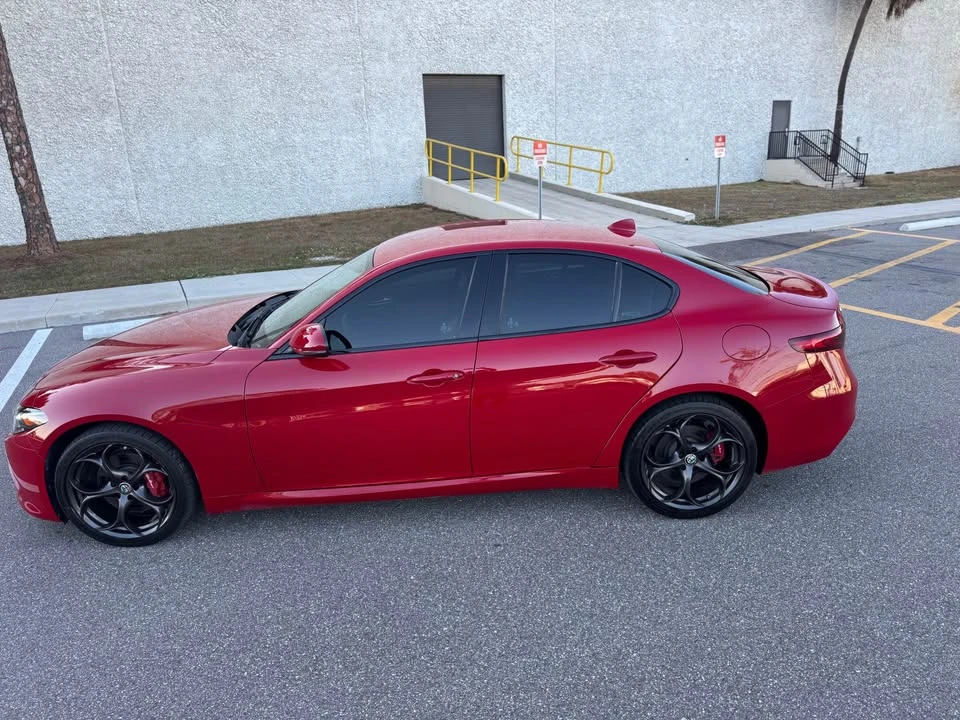 2019 Alfa Romeo Giulia - Image 6 of 13