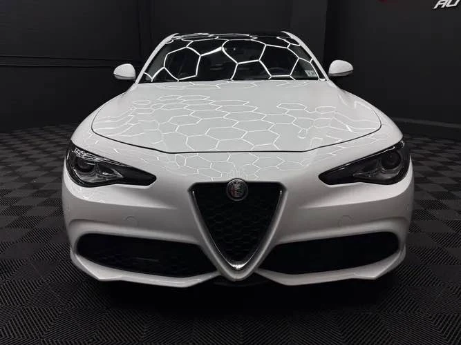 2019 Alfa Romeo Giulia - Image 2 of 9