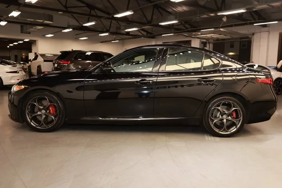 2019 Alfa Romeo Giulia - Image 4 of 20