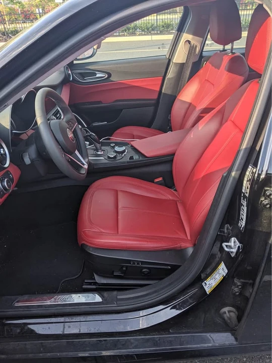 2019 Alfa Romeo Giulia - Image 3 of 5