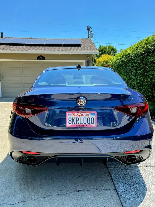 2019 Alfa Romeo Giulia - Image 6 of 17