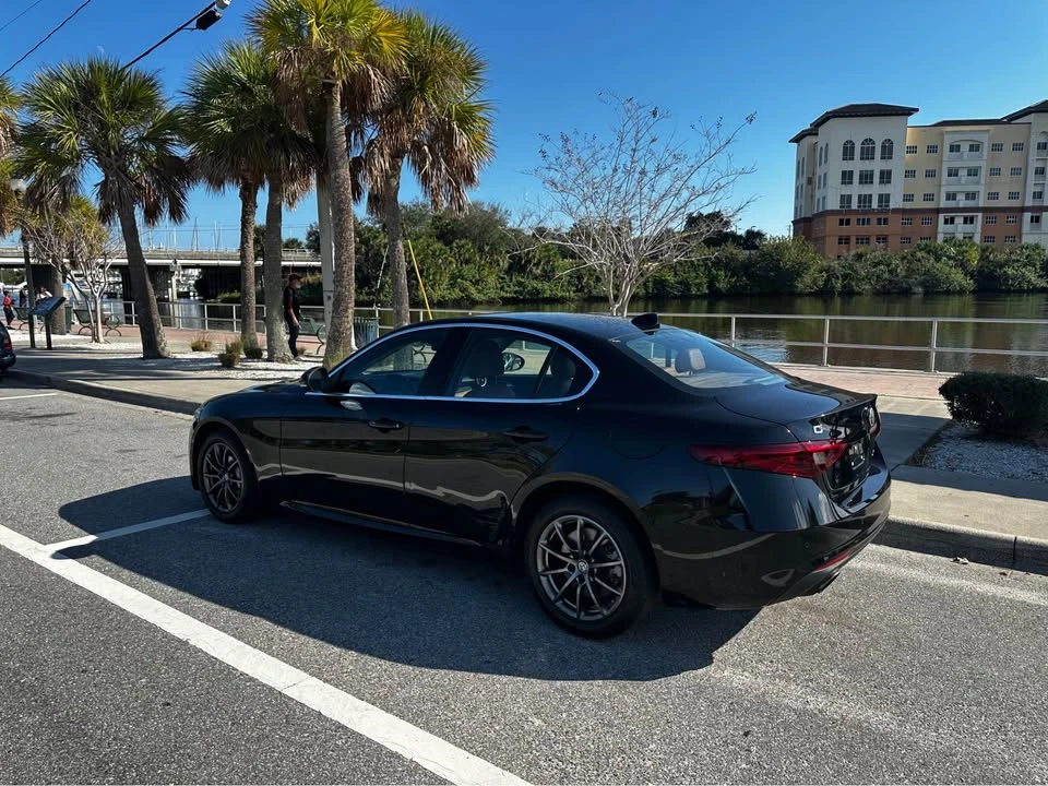 2019 Alfa Romeo Giulia - Image 2 of 19