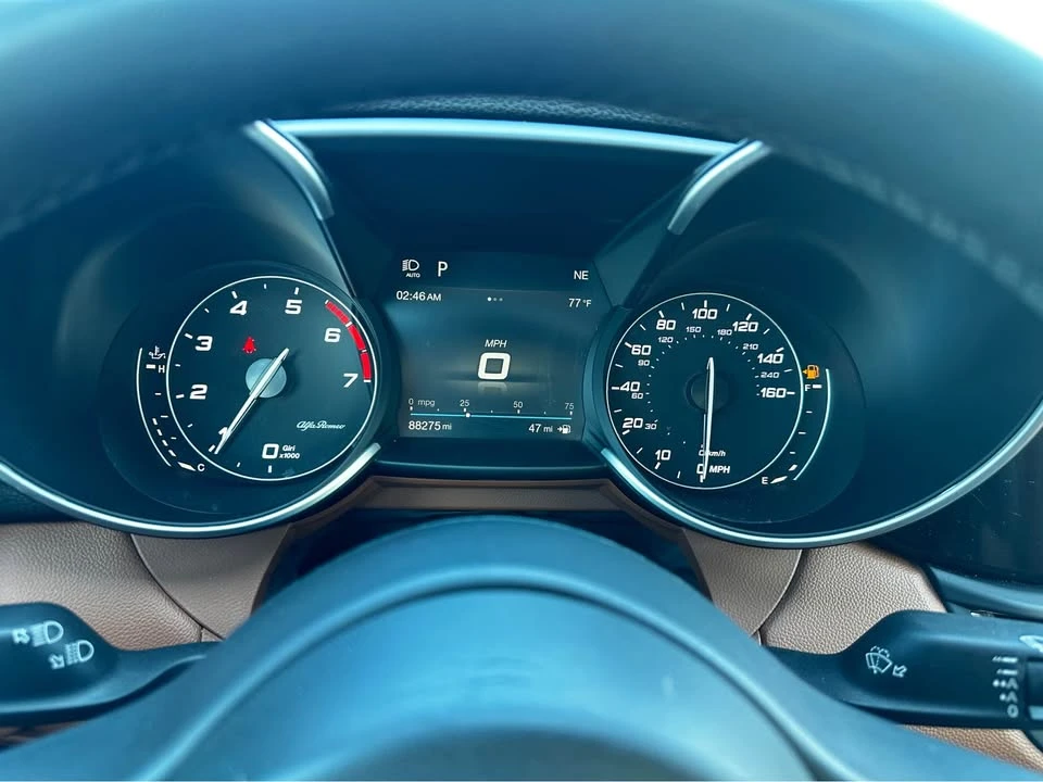 2019 Alfa Romeo Giulia - Image 7 of 19