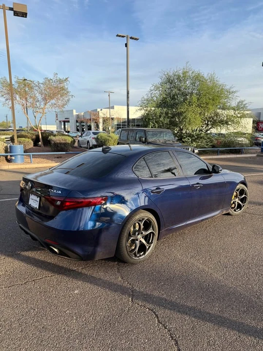 2019 Alfa Romeo Giulia - Image 4 of 11
