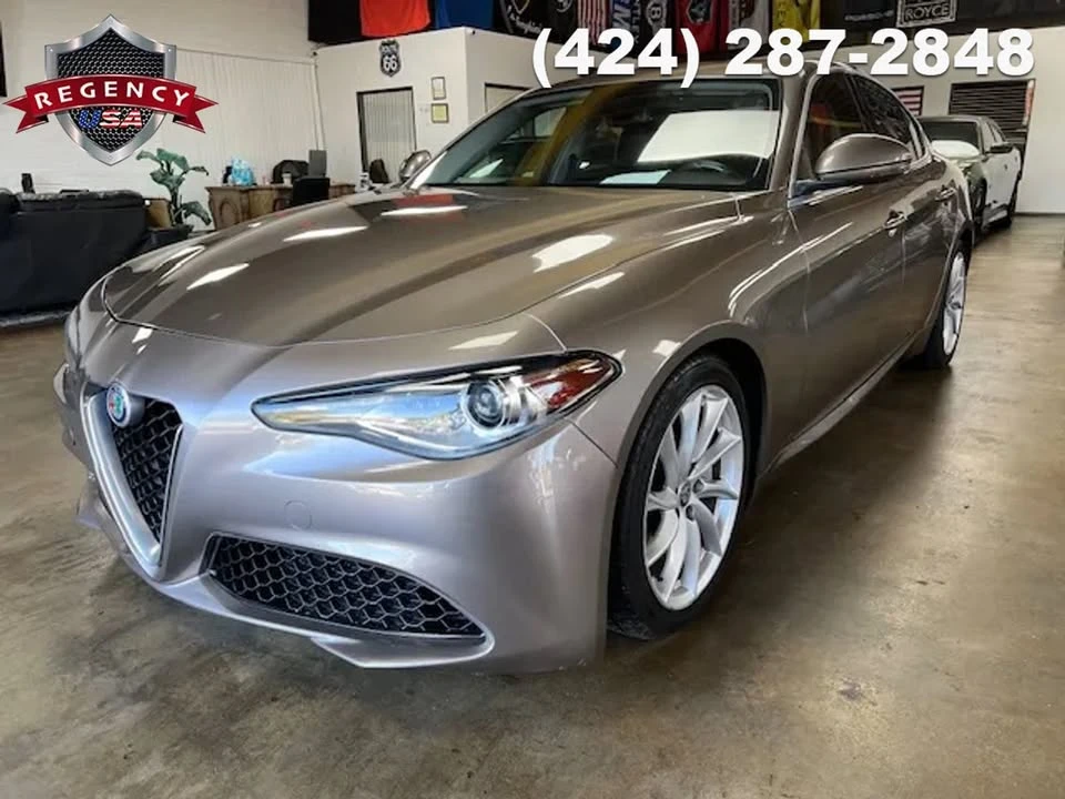 2019 Alfa Romeo Giulia - Image 4 of 19