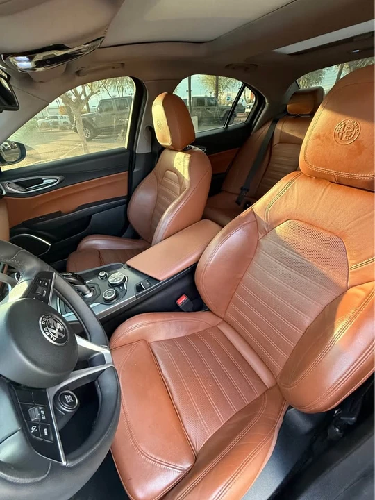 2019 Alfa Romeo Giulia - Image 6 of 11