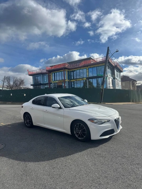 2019 Alfa Romeo Giulia - Image 5 of 6