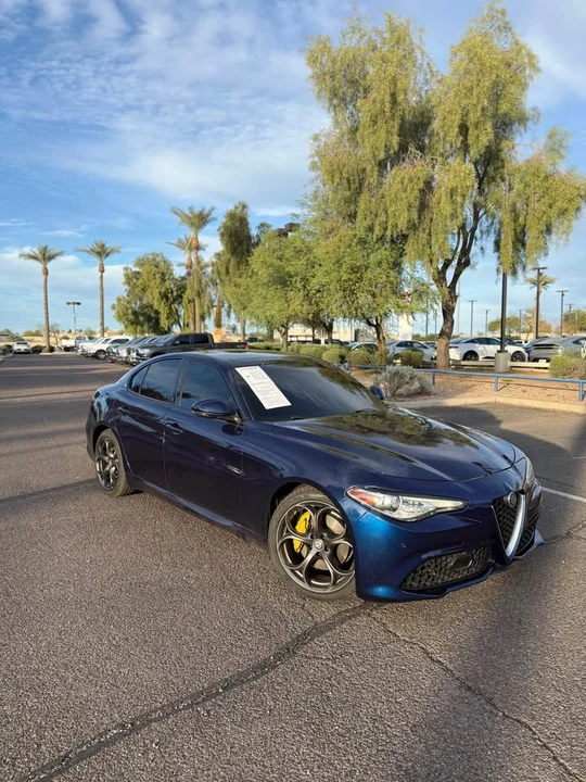 2019 Alfa Romeo Giulia - Image 2 of 11