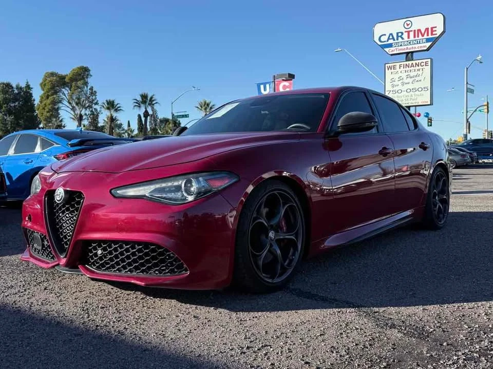 2019 Alfa Romeo Giulia - Image 3 of 15