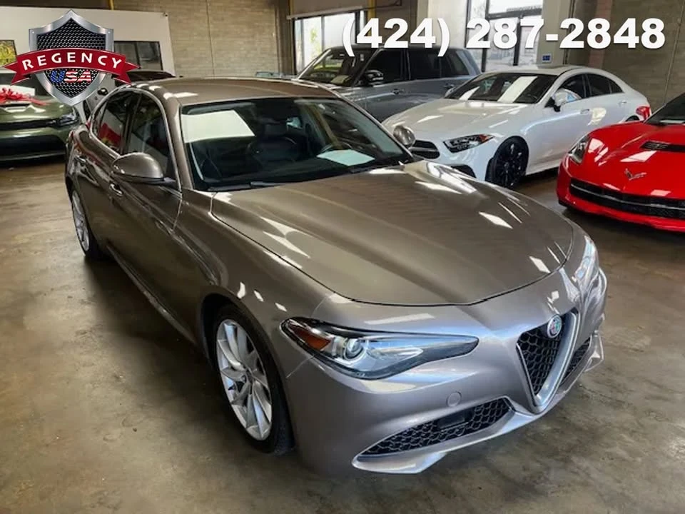2019 Alfa Romeo Giulia - Image 2 of 19